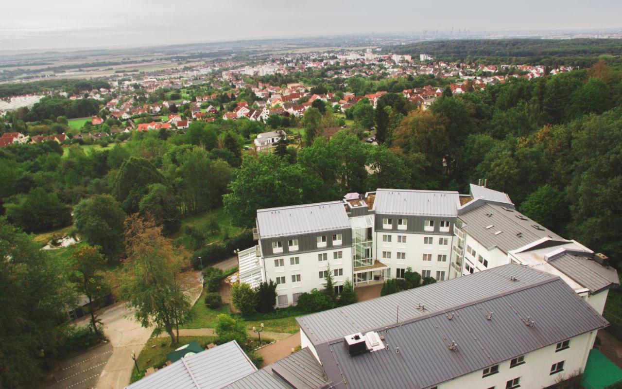 Taunustagungshotel Friedrichsdorf Zewnętrze zdjęcie