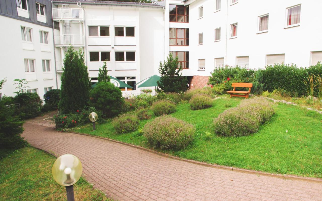 Taunustagungshotel Friedrichsdorf Zewnętrze zdjęcie